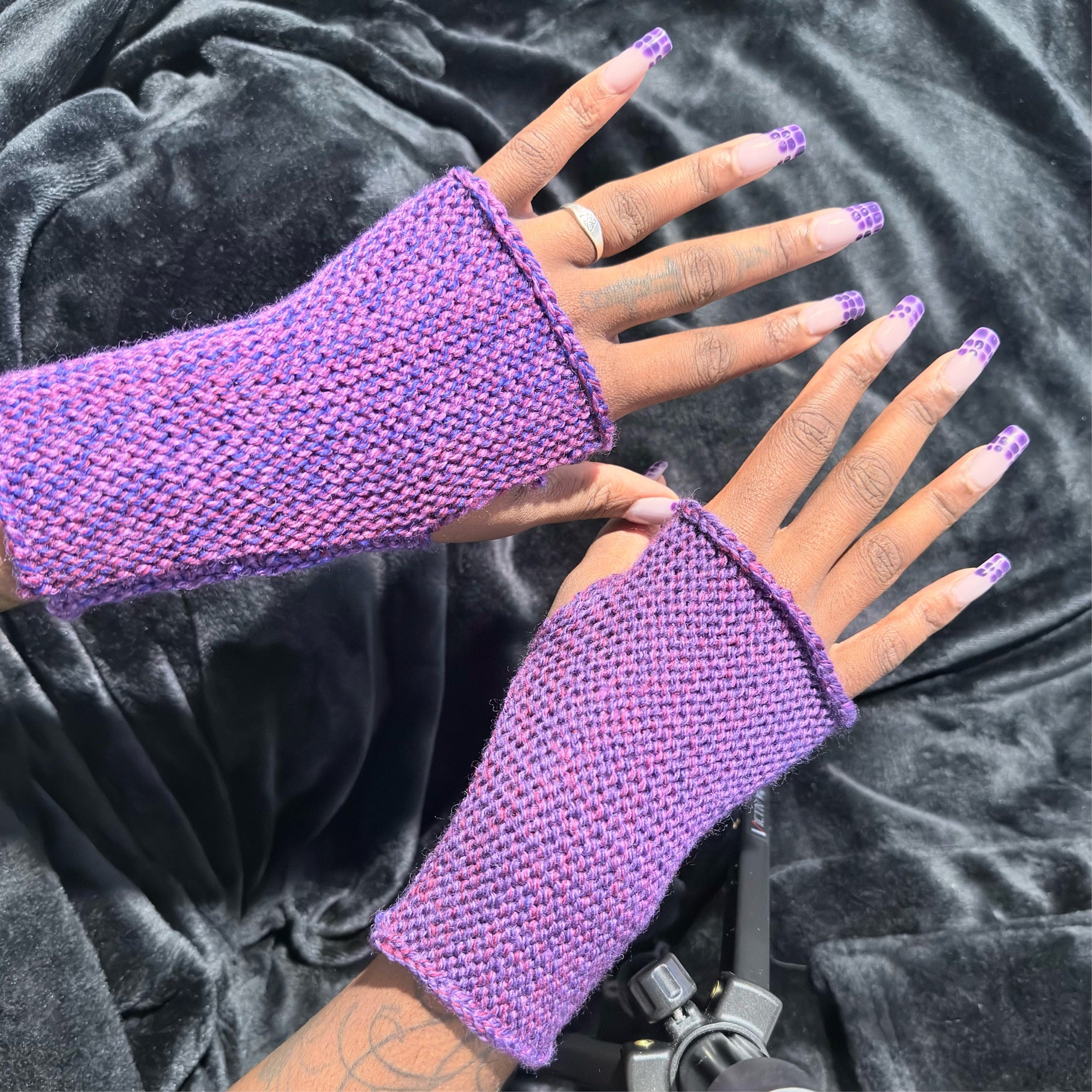 Petunia Fingerless Gloves